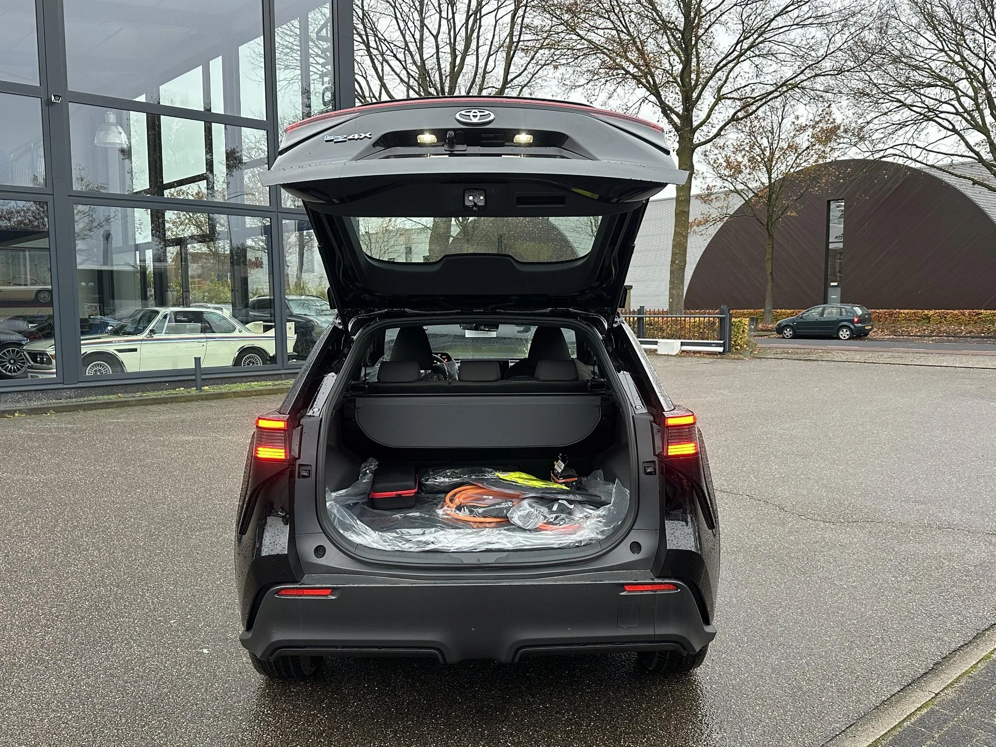 Hoofdafbeelding Toyota bZ4X