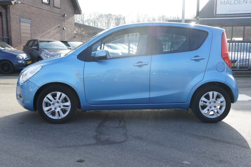 Hoofdafbeelding Opel Agila