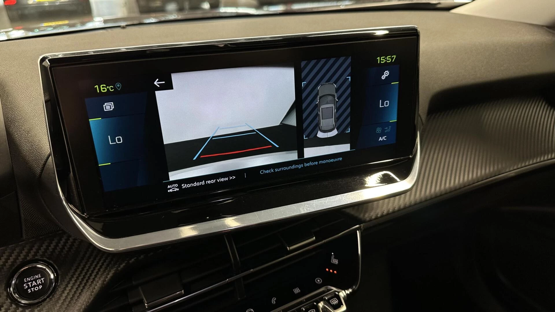 Hoofdafbeelding Peugeot e-2008