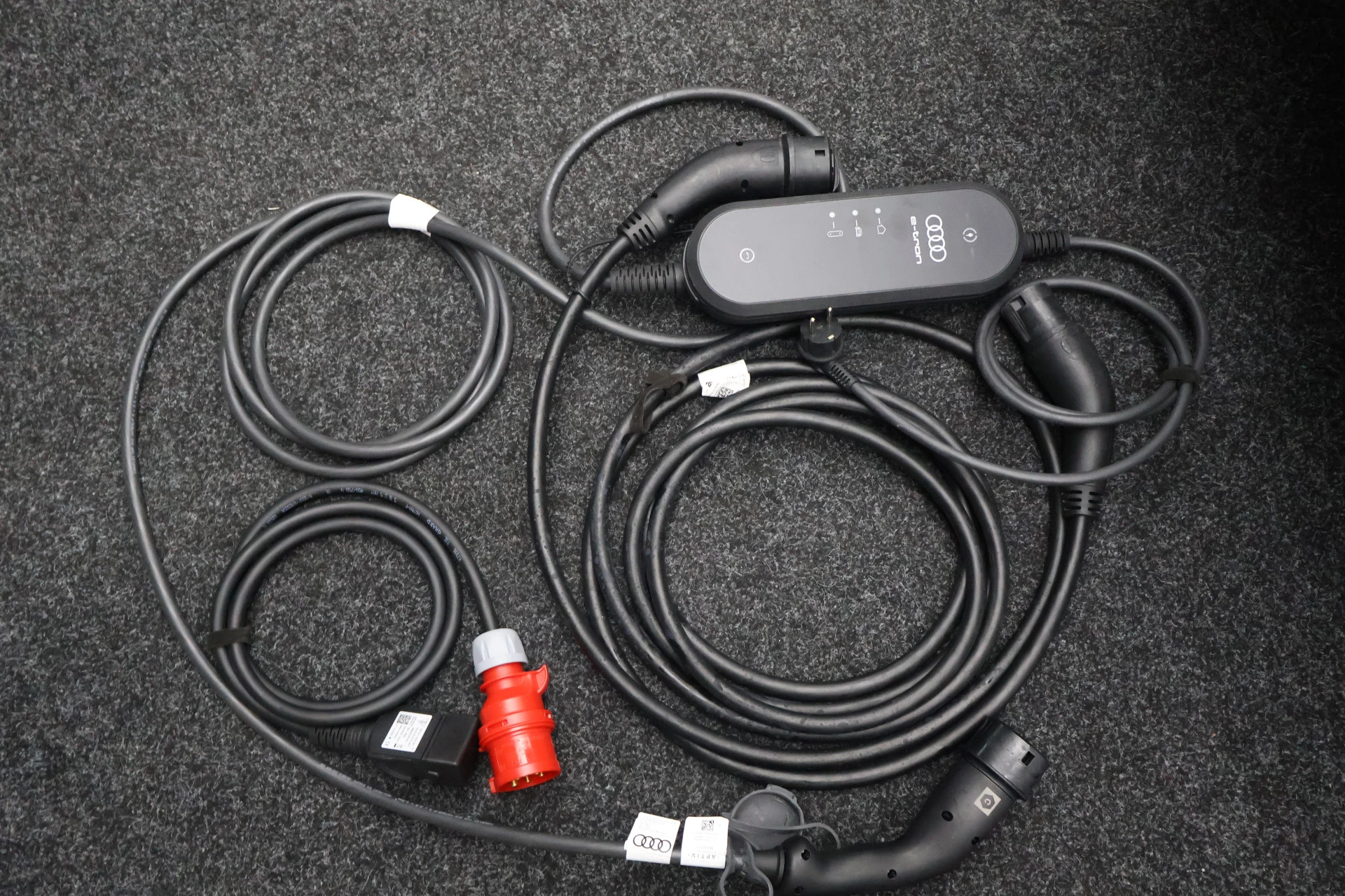 Hoofdafbeelding Audi e-tron