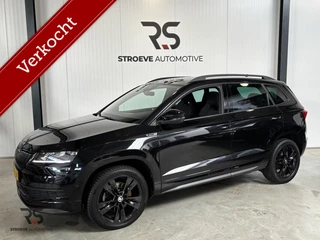 Hoofdafbeelding Škoda Karoq Skoda Karoq 1.5 TSI 150 pk DSG ACT Sportline Buss. | Navi | LED | ACC | Keyless | Lane/Side | Stoelverw | PDC | DAB | Virtual | Org NLD |