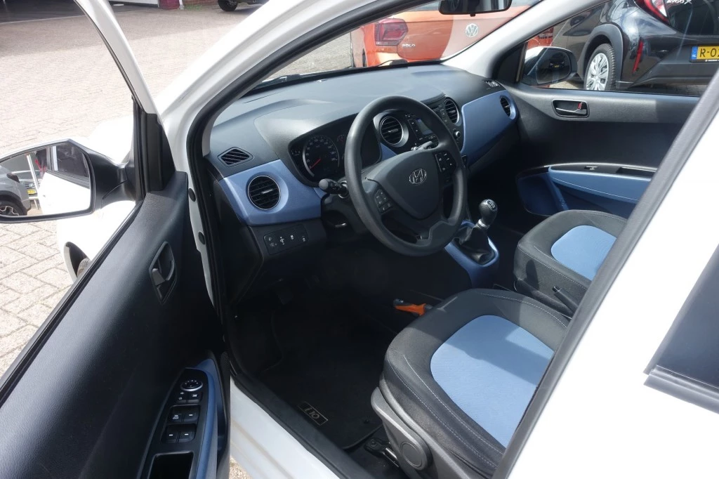 Hoofdafbeelding Hyundai i10