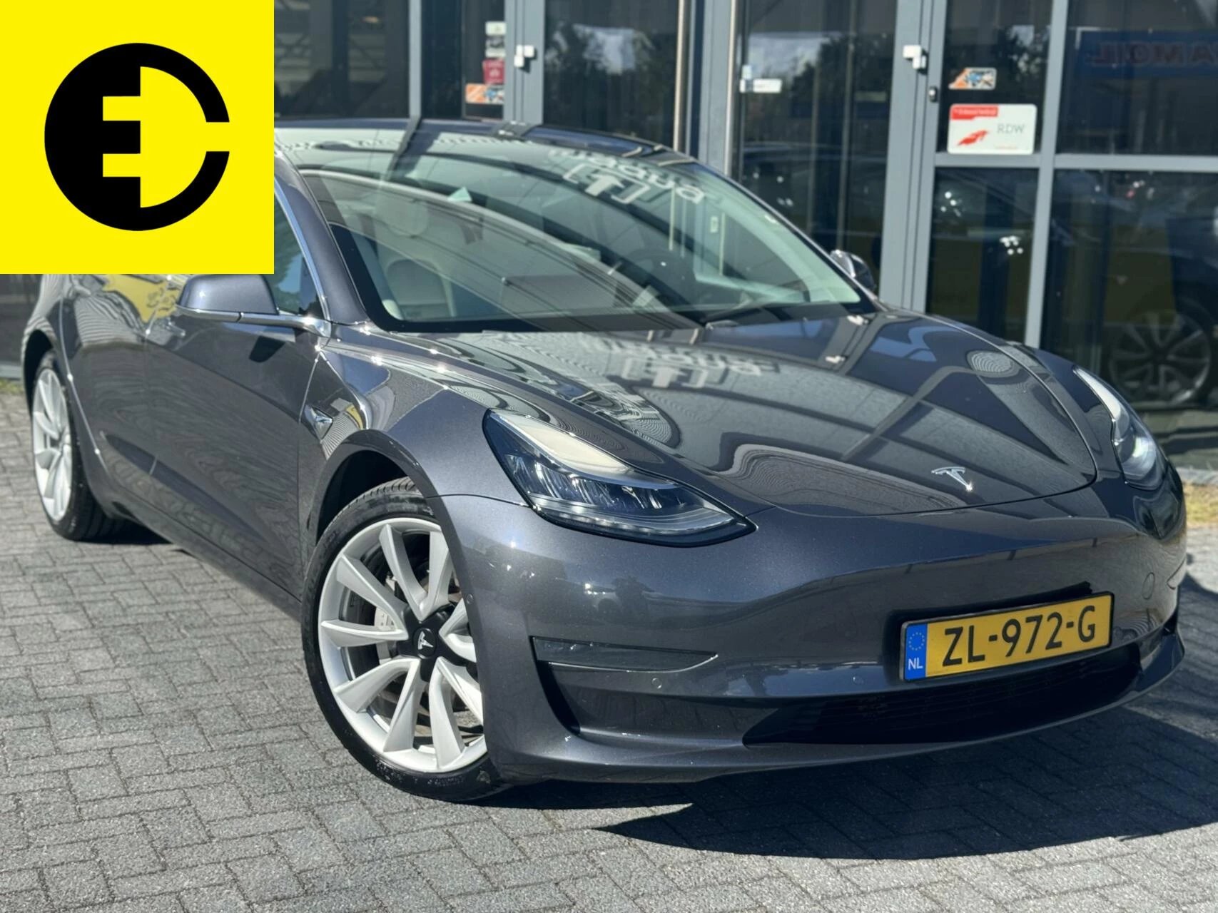 Hoofdafbeelding Tesla Model 3