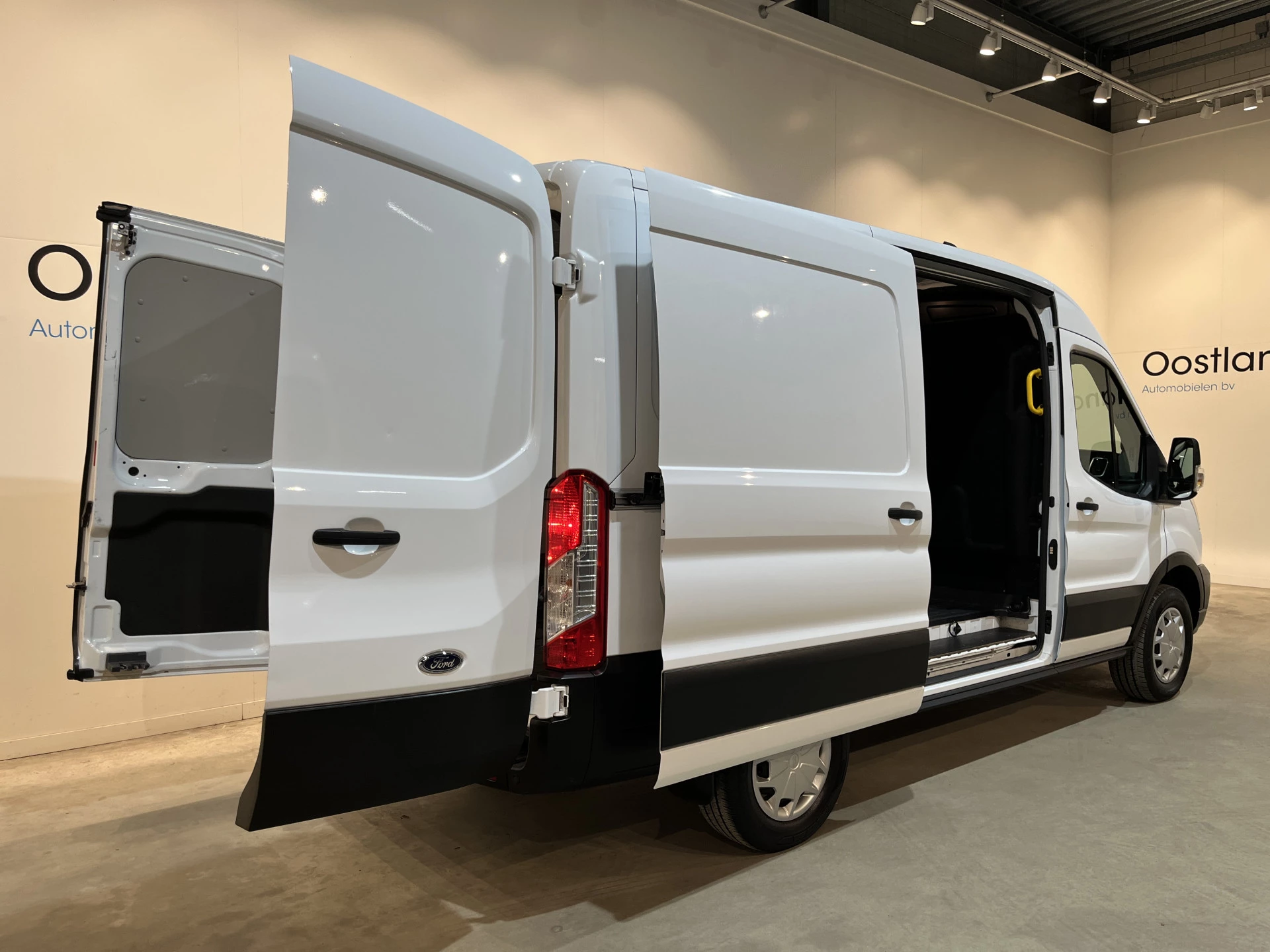 Hoofdafbeelding Ford E-Transit