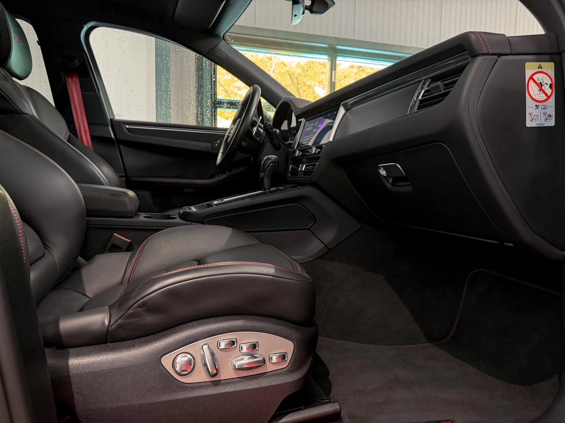 Hoofdafbeelding Porsche Macan
