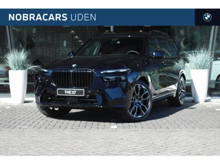 Hoofdafbeelding BMW X7 BMW X7 xDrive40i High Executive M Sport Automaat / Panoramadak Sky Lounge / Trekhaak / Massagefunctie / Parking Assistant Professional / Bowers & Wilkins / Soft-Close