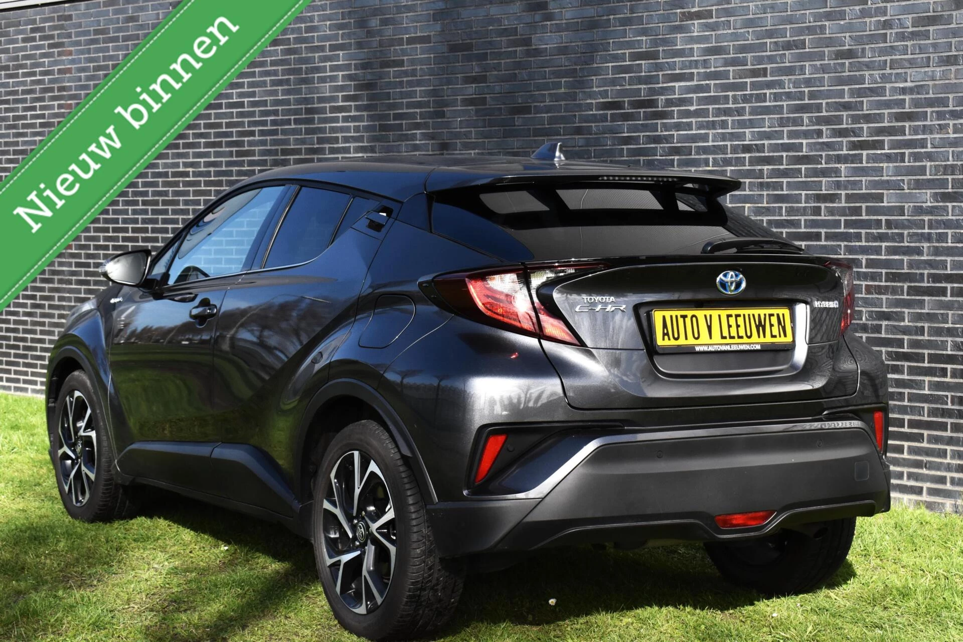 Hoofdafbeelding Toyota C-HR