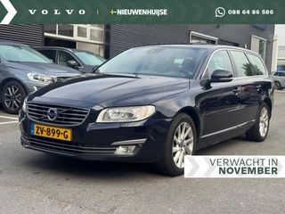 Volvo V70 T5 Summum Automaat | Leder | Bi-Xenon | Memory | Schuif/kanteldak | Parkeersensoren v+a |