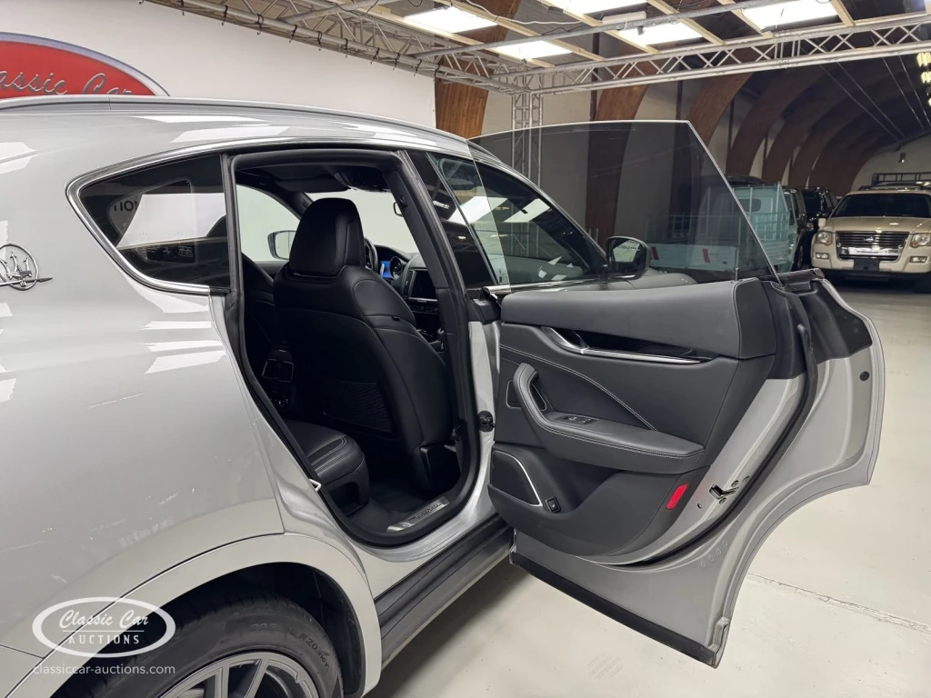 Hoofdafbeelding Maserati Levante