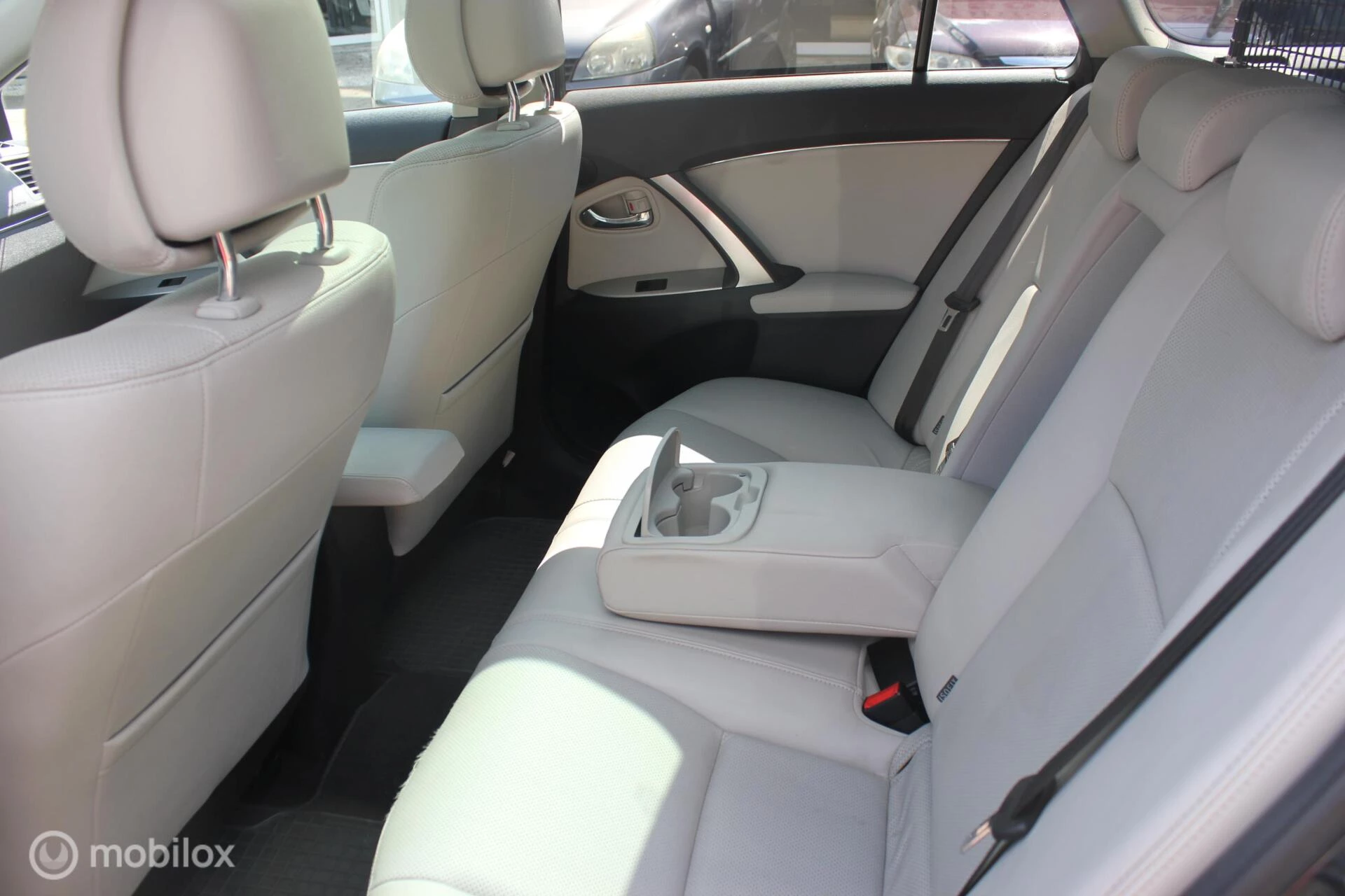 Hoofdafbeelding Toyota Avensis