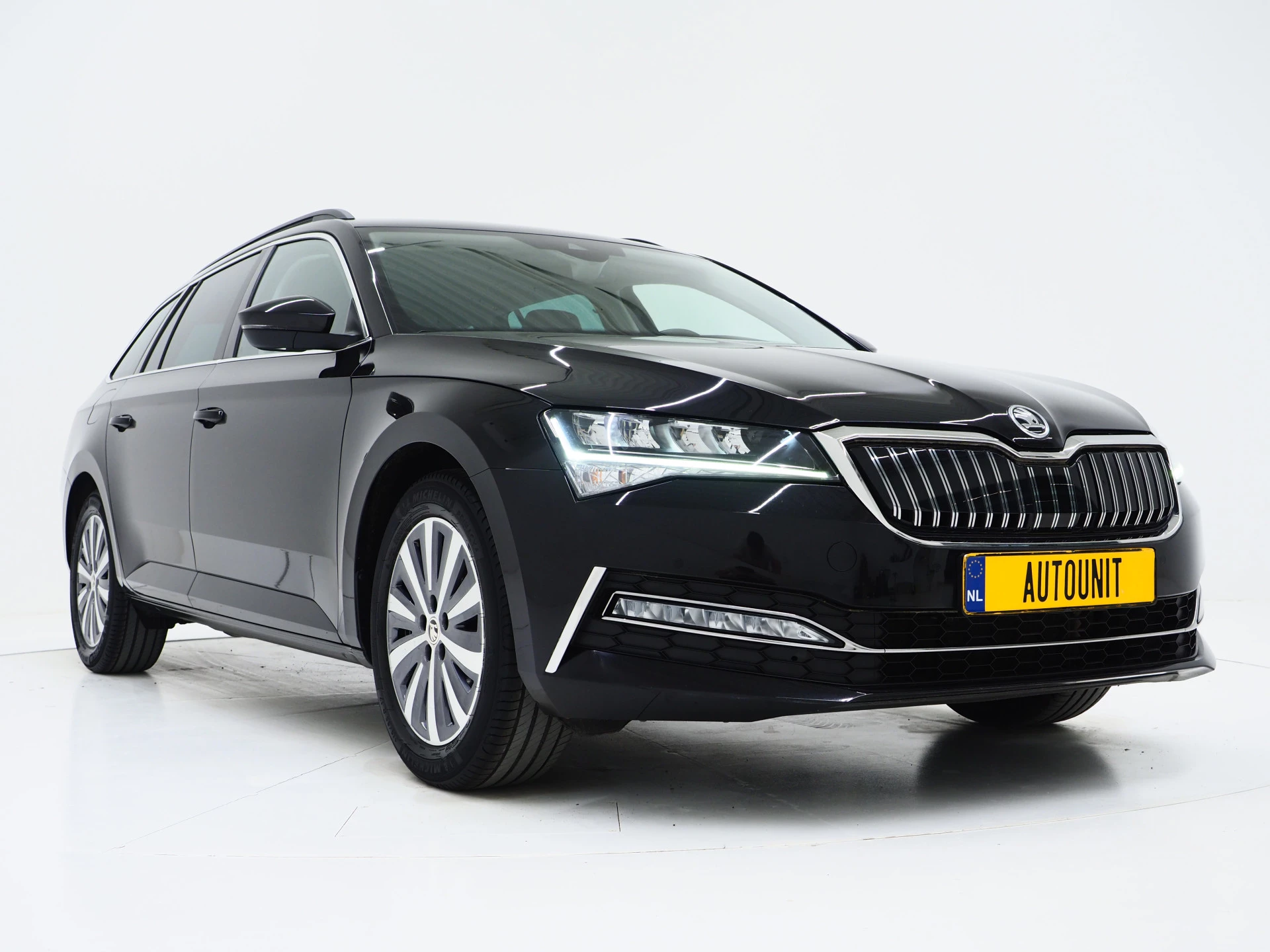 Hoofdafbeelding Škoda Superb
