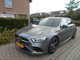 Mercedes A-klasse 180 AMG|SFEERVERLICHTING|ADAPTIVE CRUISE|BI COLOR BEKLEDING|NAVIGATIE