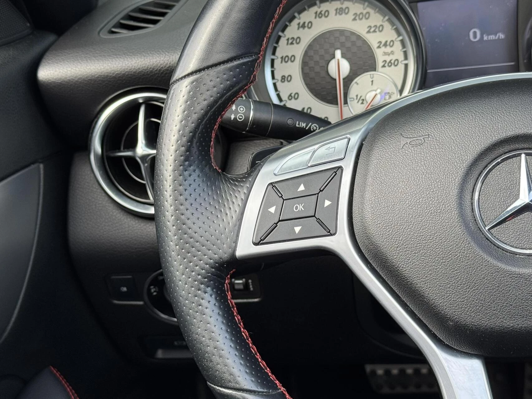 Hoofdafbeelding Mercedes-Benz SLK