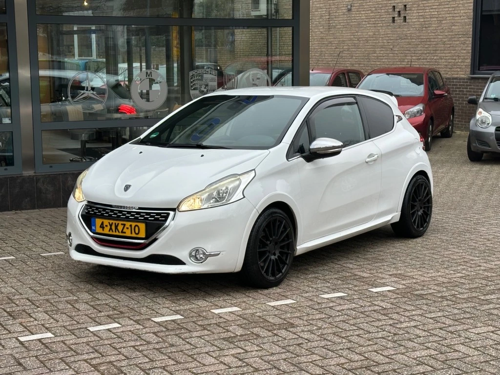 Hoofdafbeelding Peugeot 208