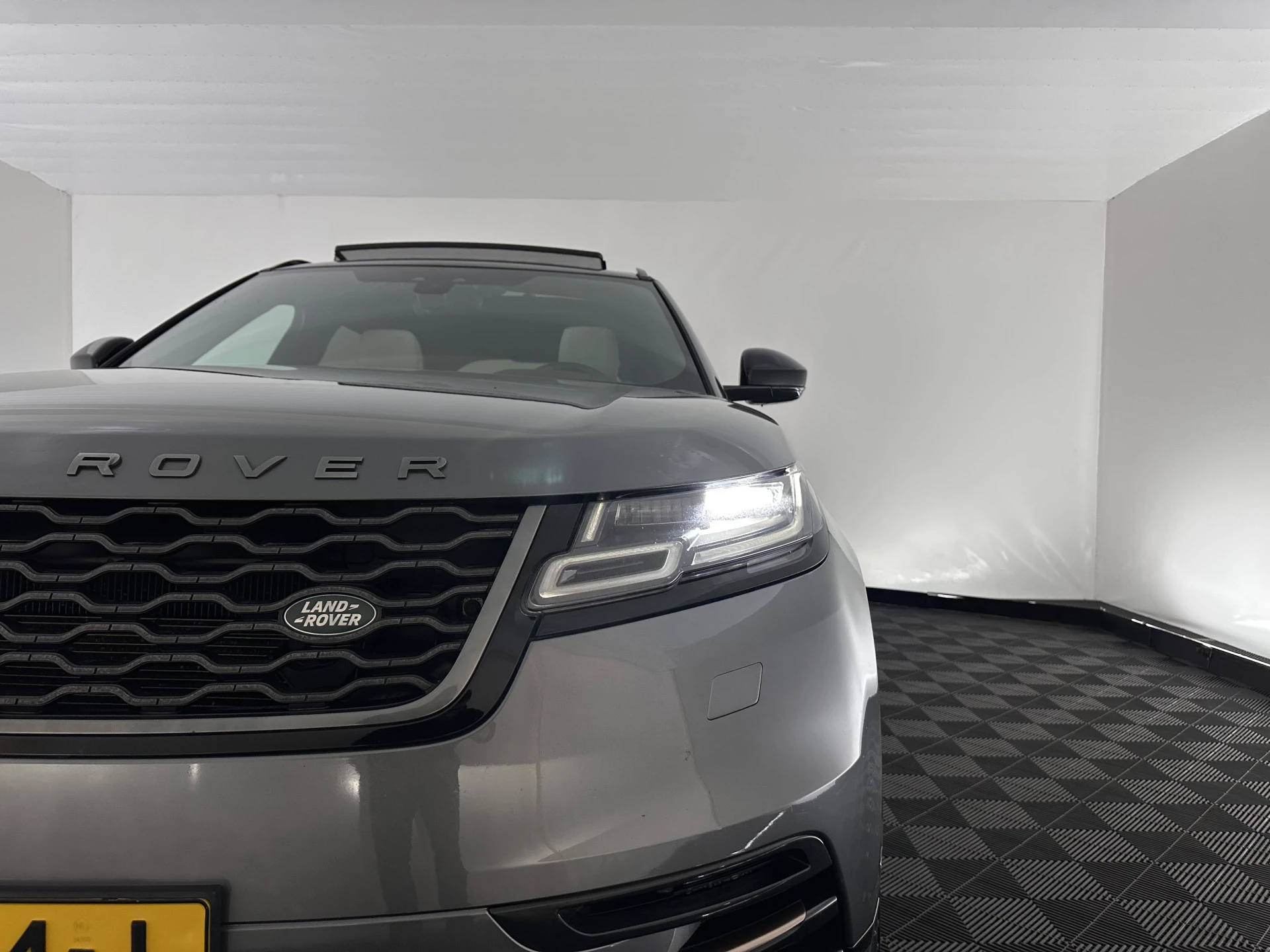 Hoofdafbeelding Land Rover Range Rover Velar