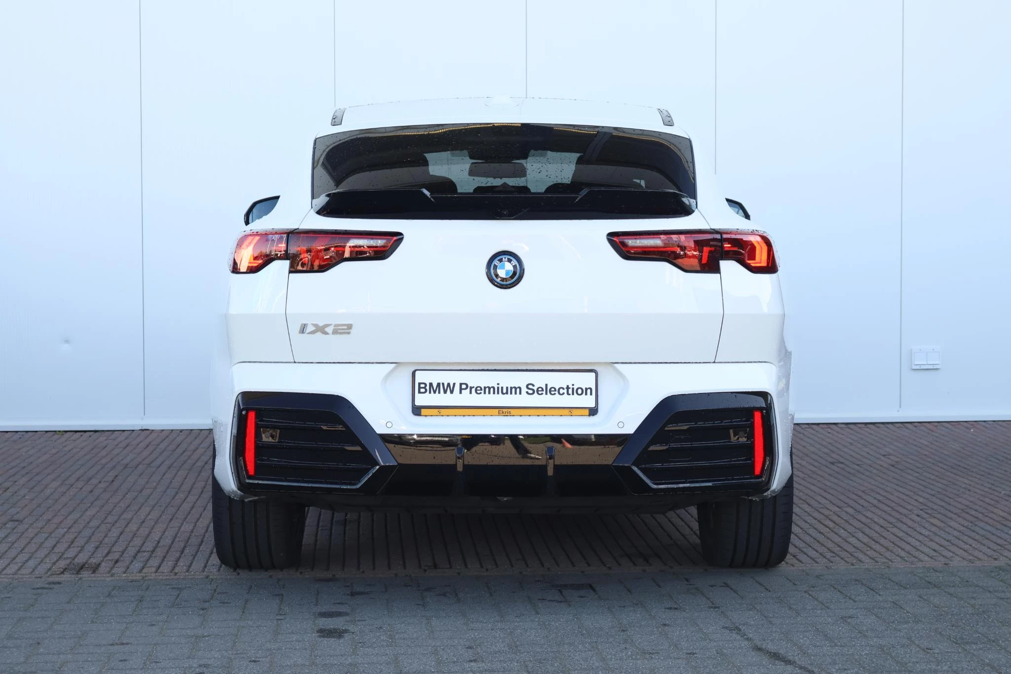 Hoofdafbeelding BMW iX2