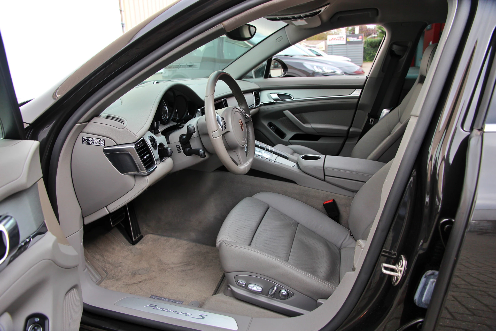 Hoofdafbeelding Porsche Panamera