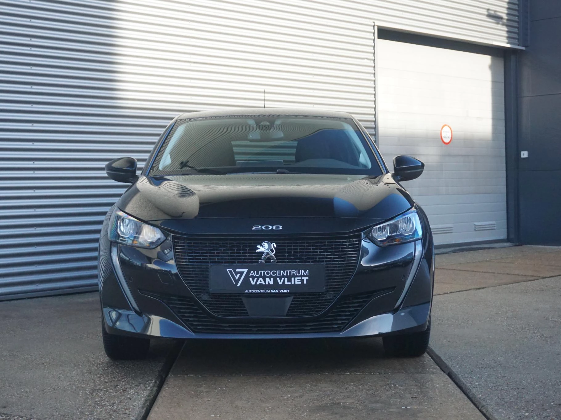 Hoofdafbeelding Peugeot e-208