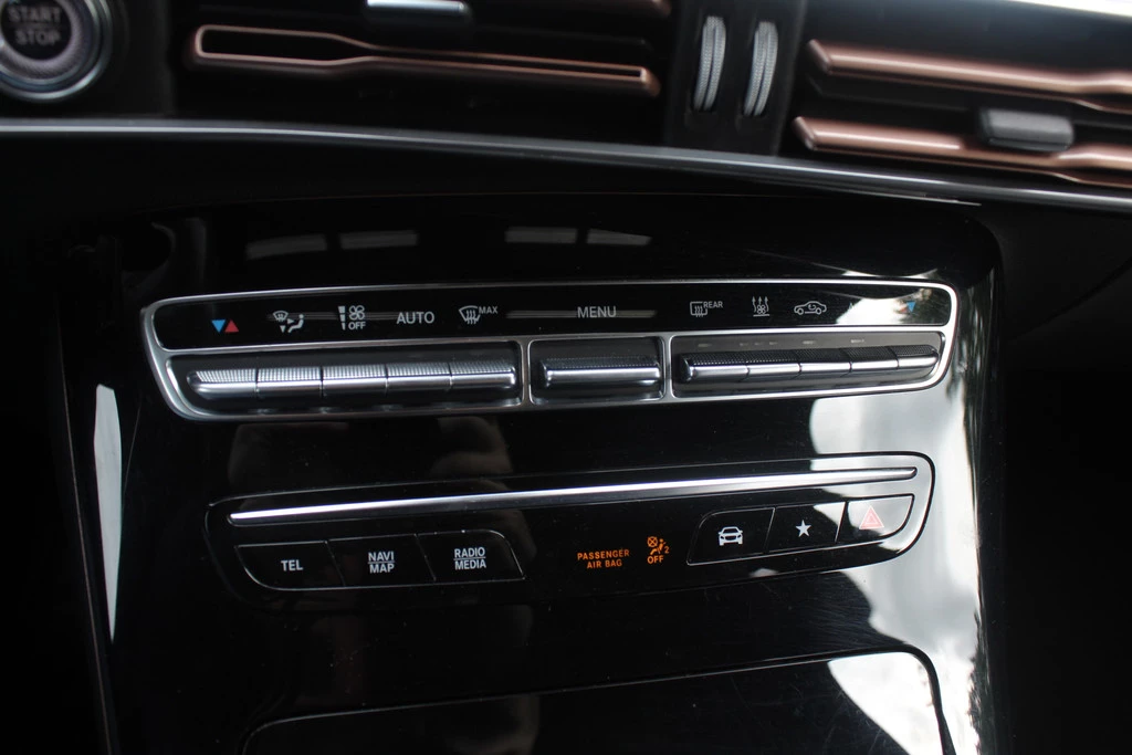 Hoofdafbeelding Mercedes-Benz EQC