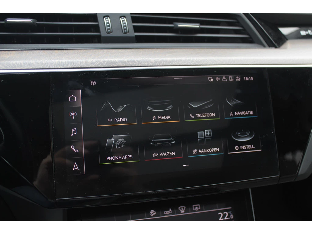 Hoofdafbeelding Audi e-tron