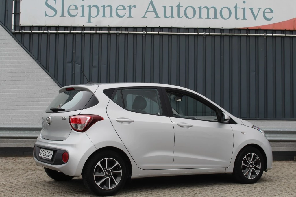 Hoofdafbeelding Hyundai i10