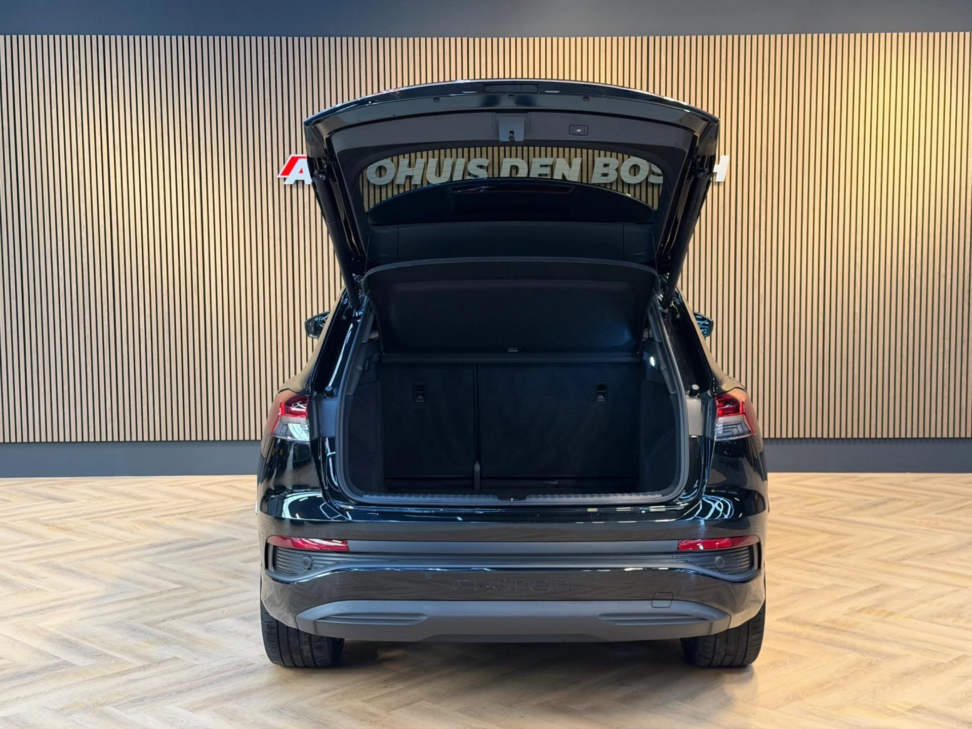 Hoofdafbeelding Audi Q4 e-tron