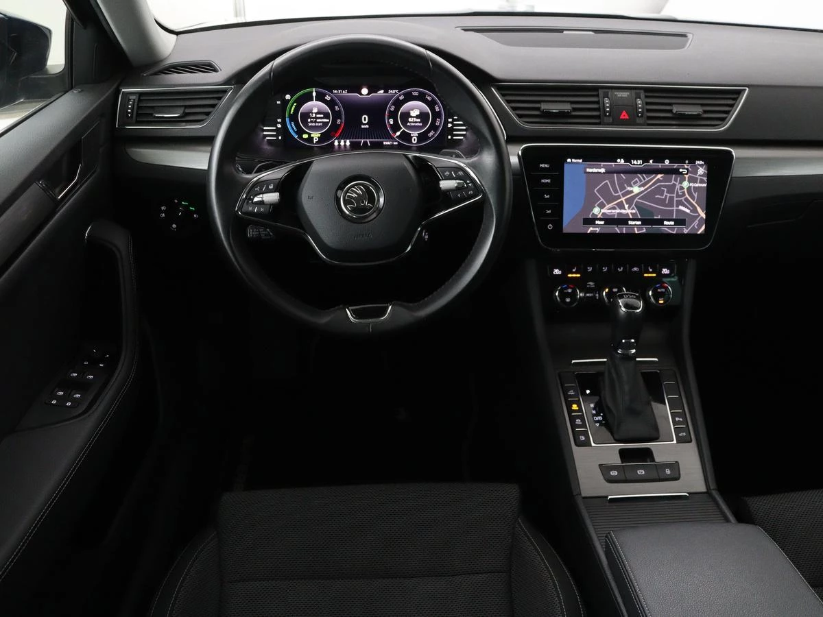 Hoofdafbeelding Škoda Superb