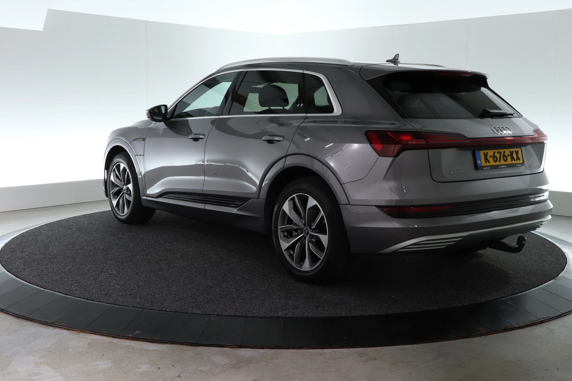Hoofdafbeelding Audi e-tron