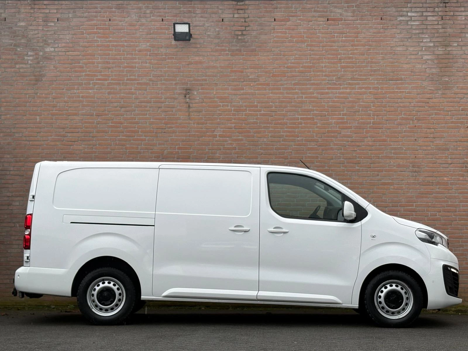 Hoofdafbeelding Peugeot Expert