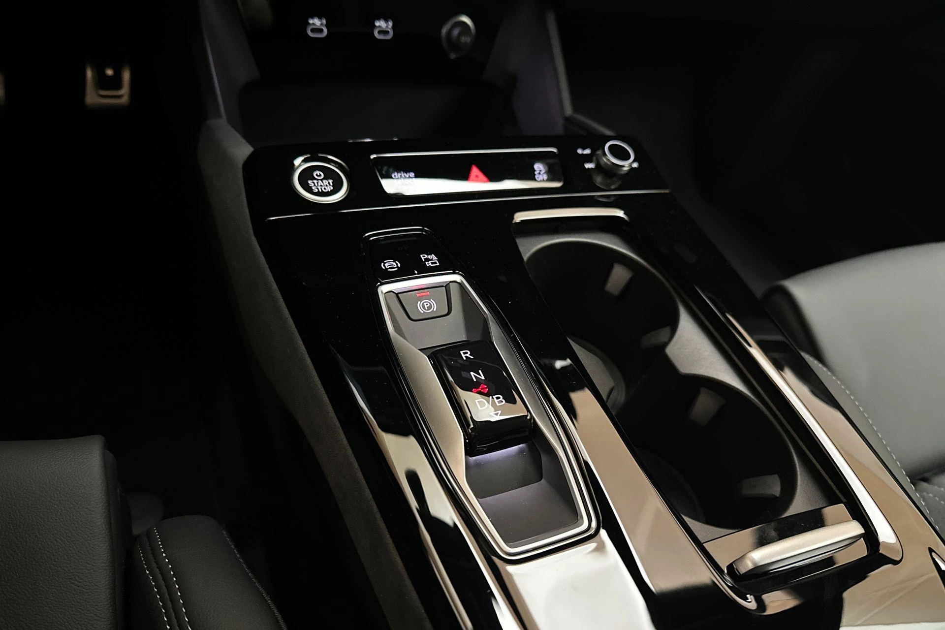 Hoofdafbeelding Audi Q6 e-tron