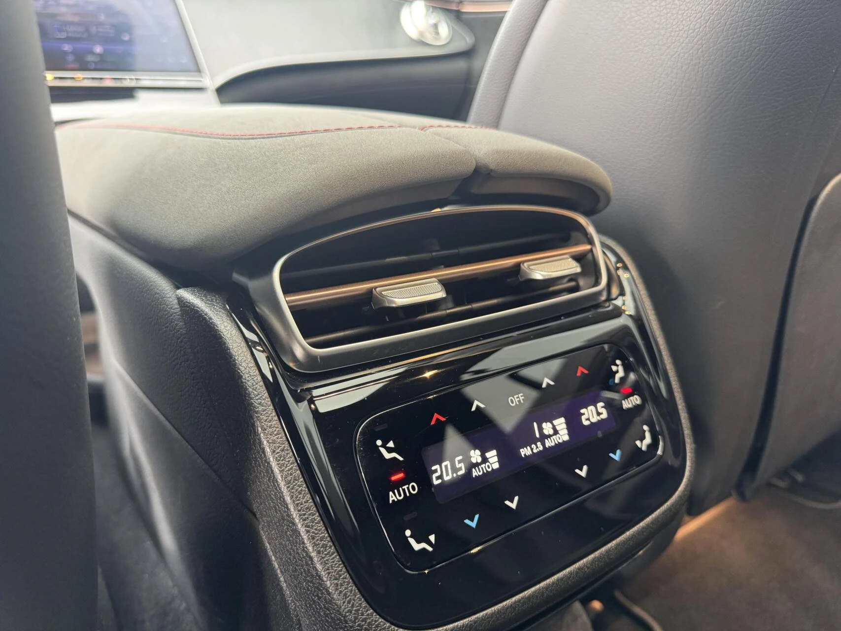 Hoofdafbeelding Mercedes-Benz EQS