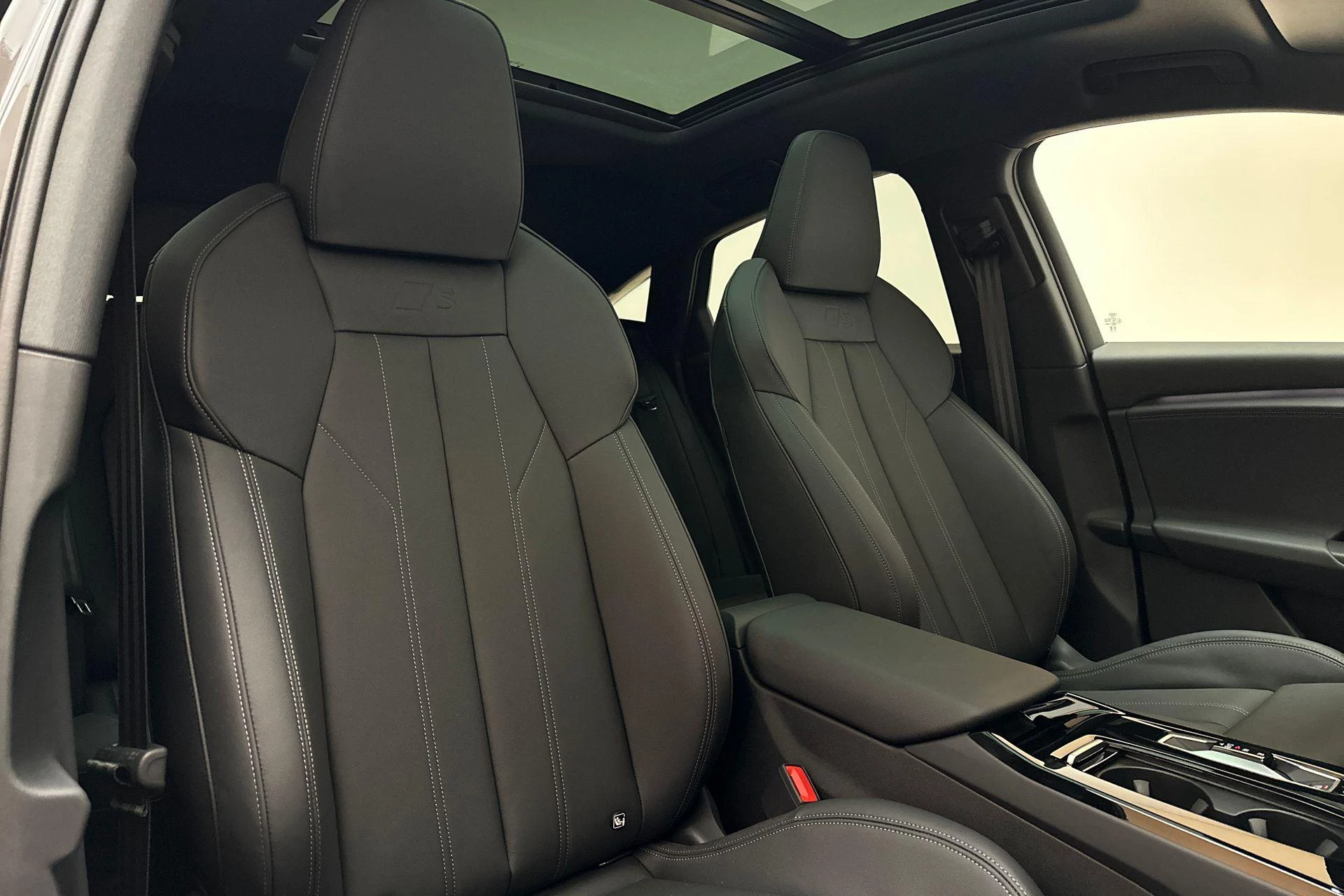 Hoofdafbeelding Audi Q6 e-tron