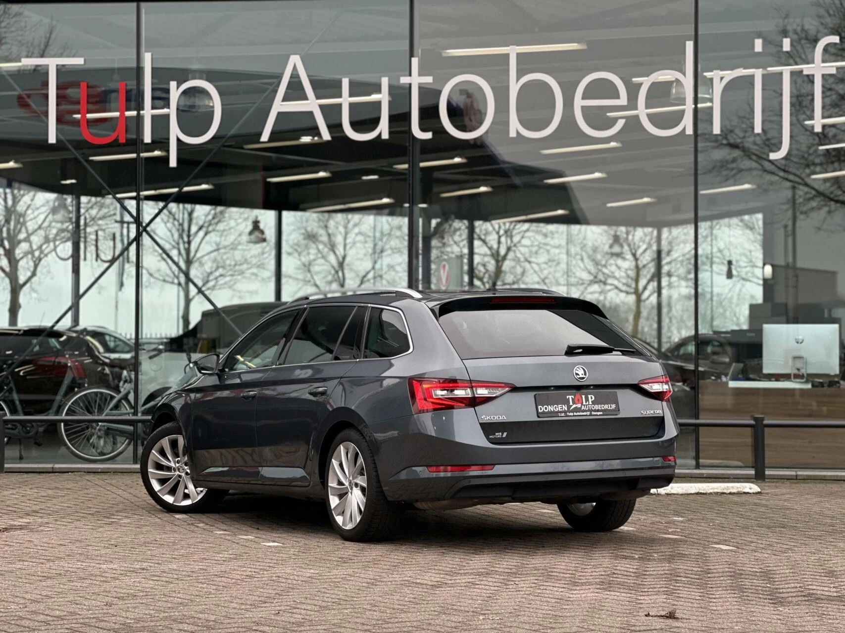 Hoofdafbeelding Škoda Superb