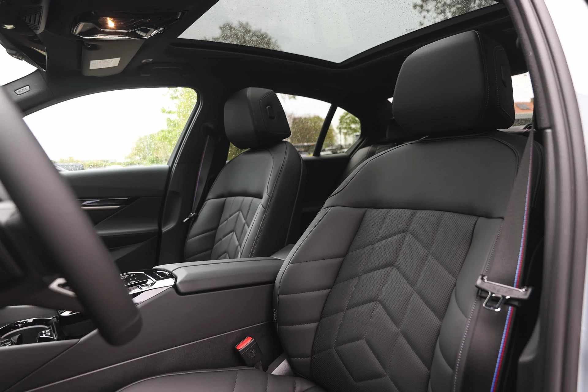 Hoofdafbeelding BMW i5