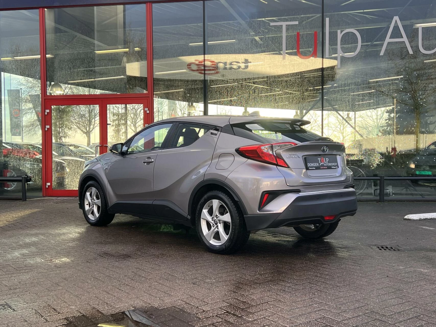 Hoofdafbeelding Toyota C-HR