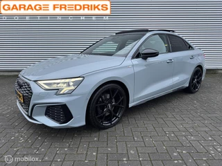 Audi A3 Limousine 35 TFSI S-Line | Panorama dak | Stoelverwarming |