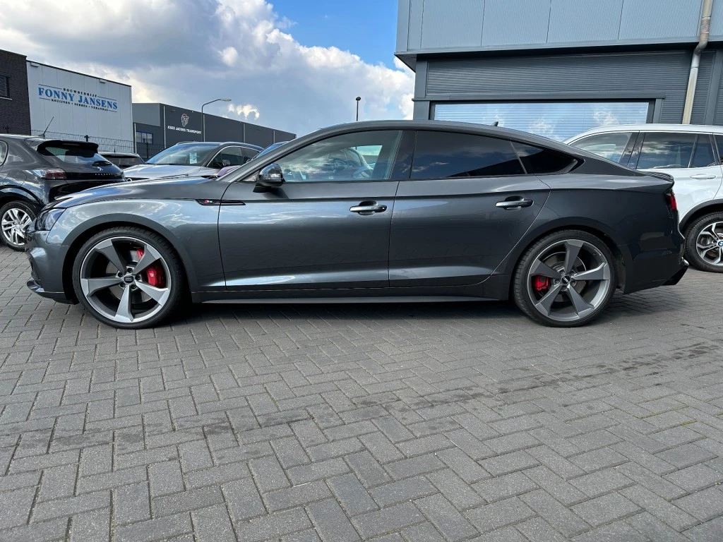 Hoofdafbeelding Audi S5