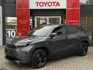 Hoofdafbeelding Toyota Urban Cruiser Toyota Urban Cruiser Dynamic 61 kWh DIRECT LEVERBAAR NIEUW