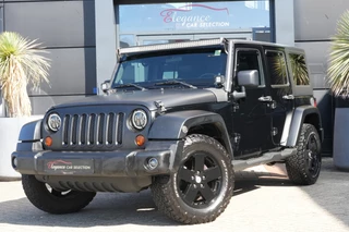 Hoofdafbeelding Jeep Wrangler Jeep Wrangler 2.8 CRD Sport 200 PK Navigatie/Trekhaak/Camera