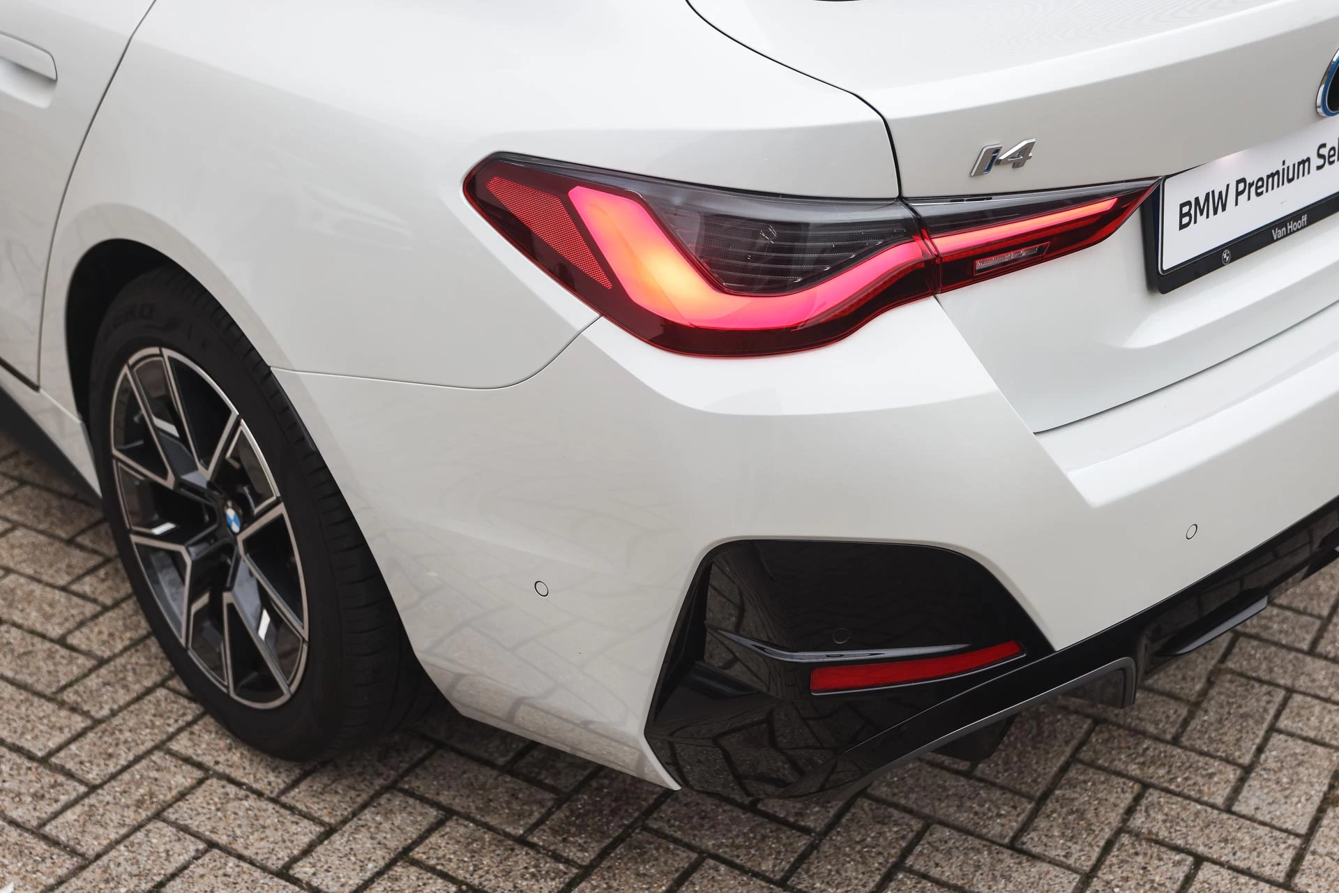 Hoofdafbeelding BMW i4