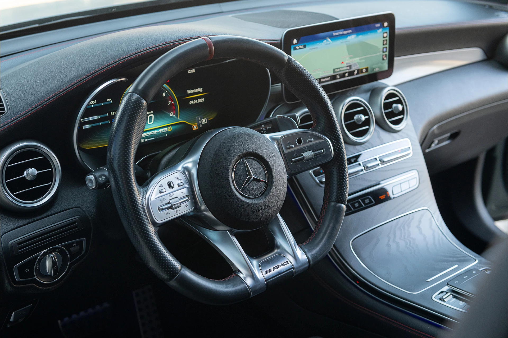 Hoofdafbeelding Mercedes-Benz GLC