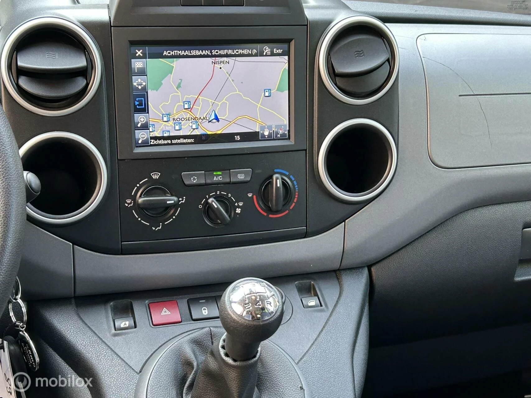Hoofdafbeelding Peugeot Partner