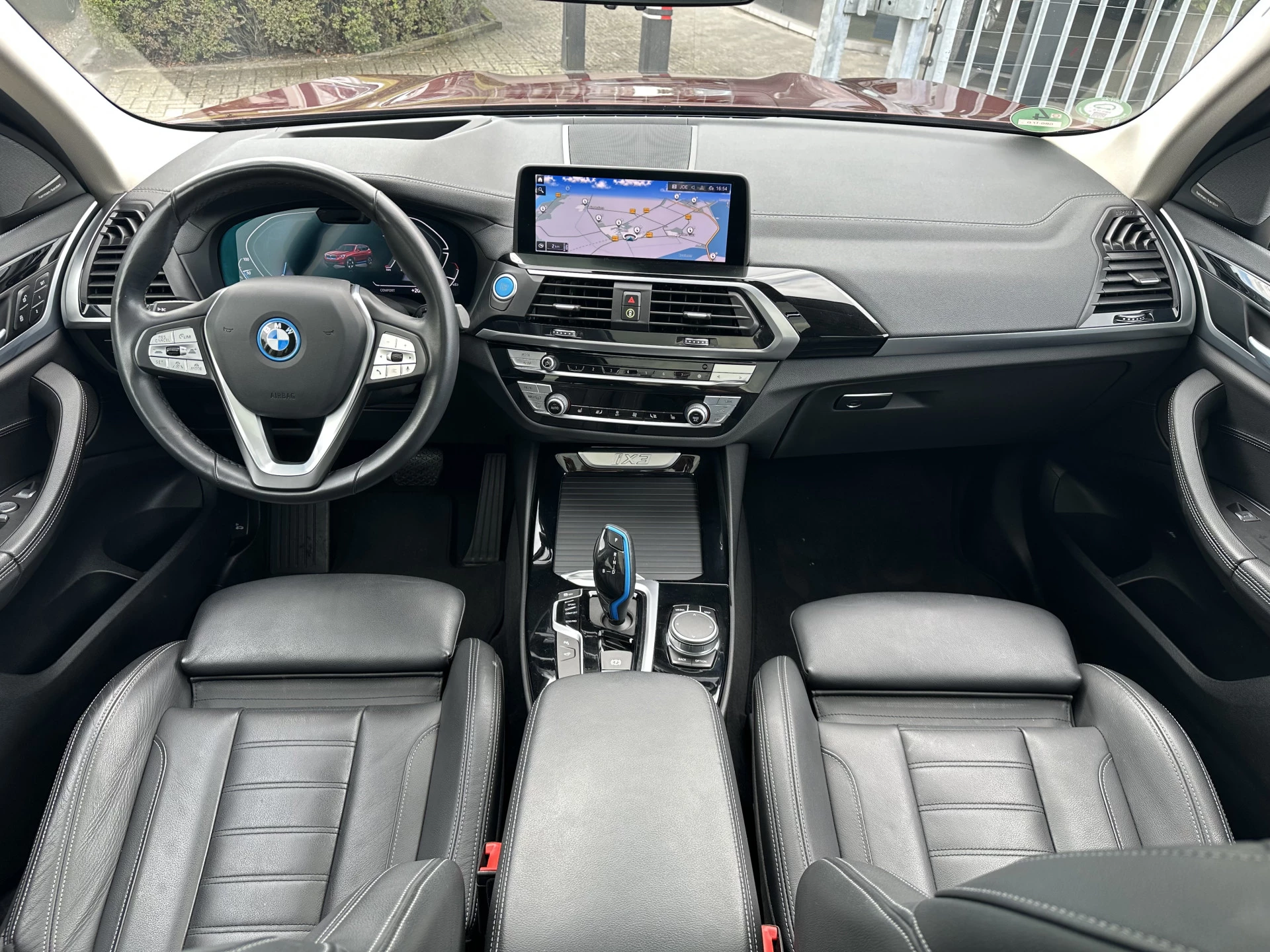 Hoofdafbeelding BMW iX3