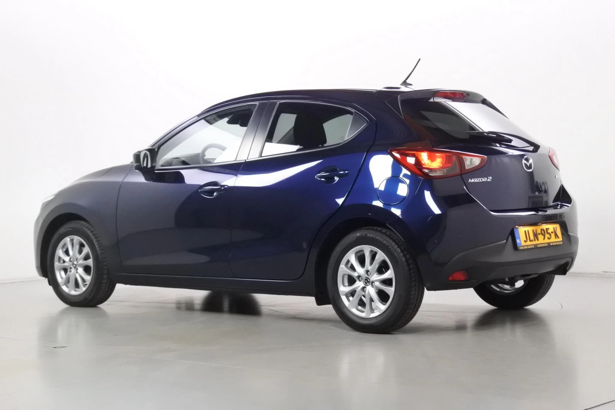 Hoofdafbeelding Mazda 2