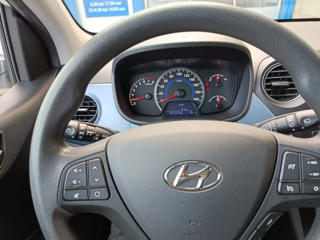 Hoofdafbeelding Hyundai i10