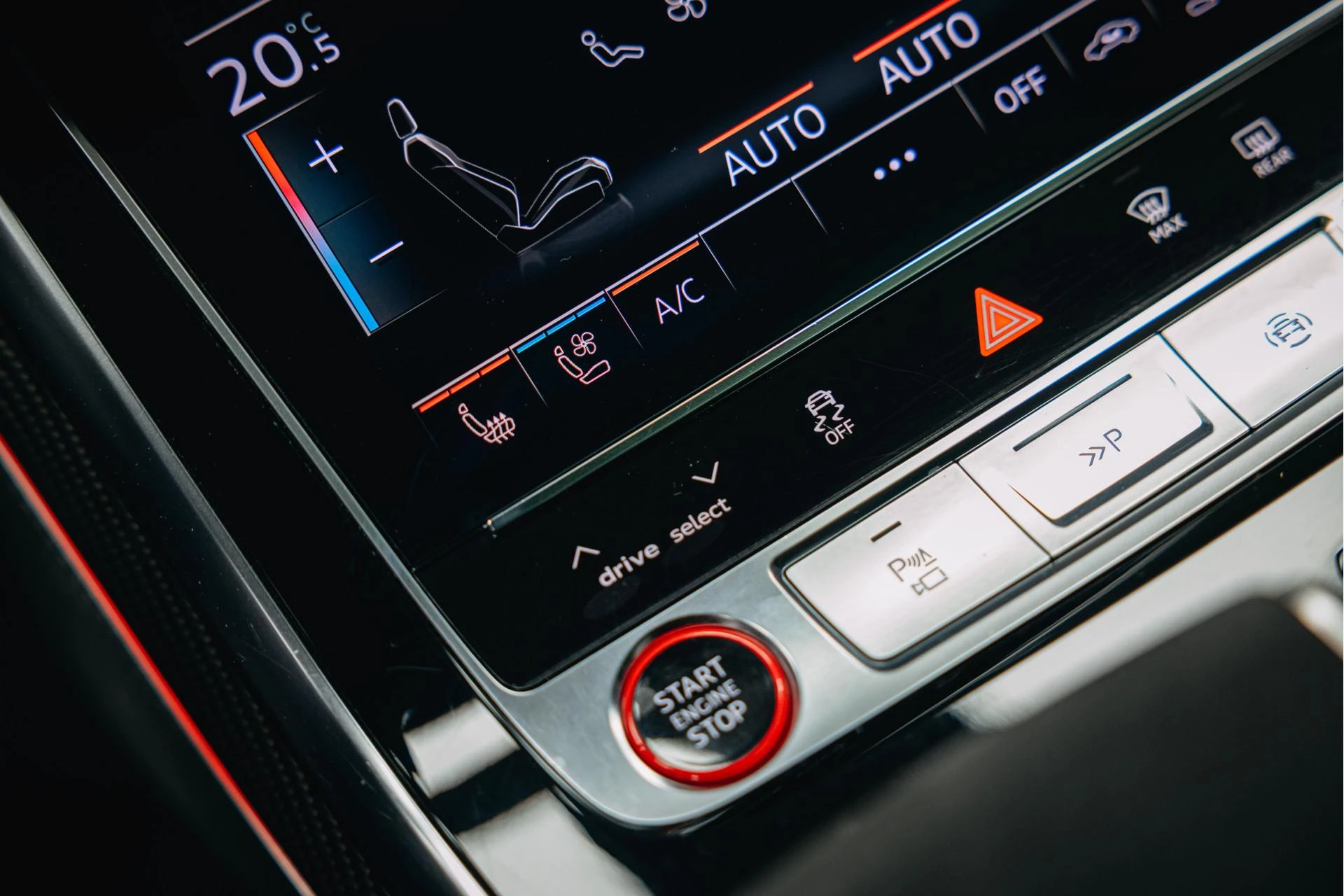 Hoofdafbeelding Audi RSQ8