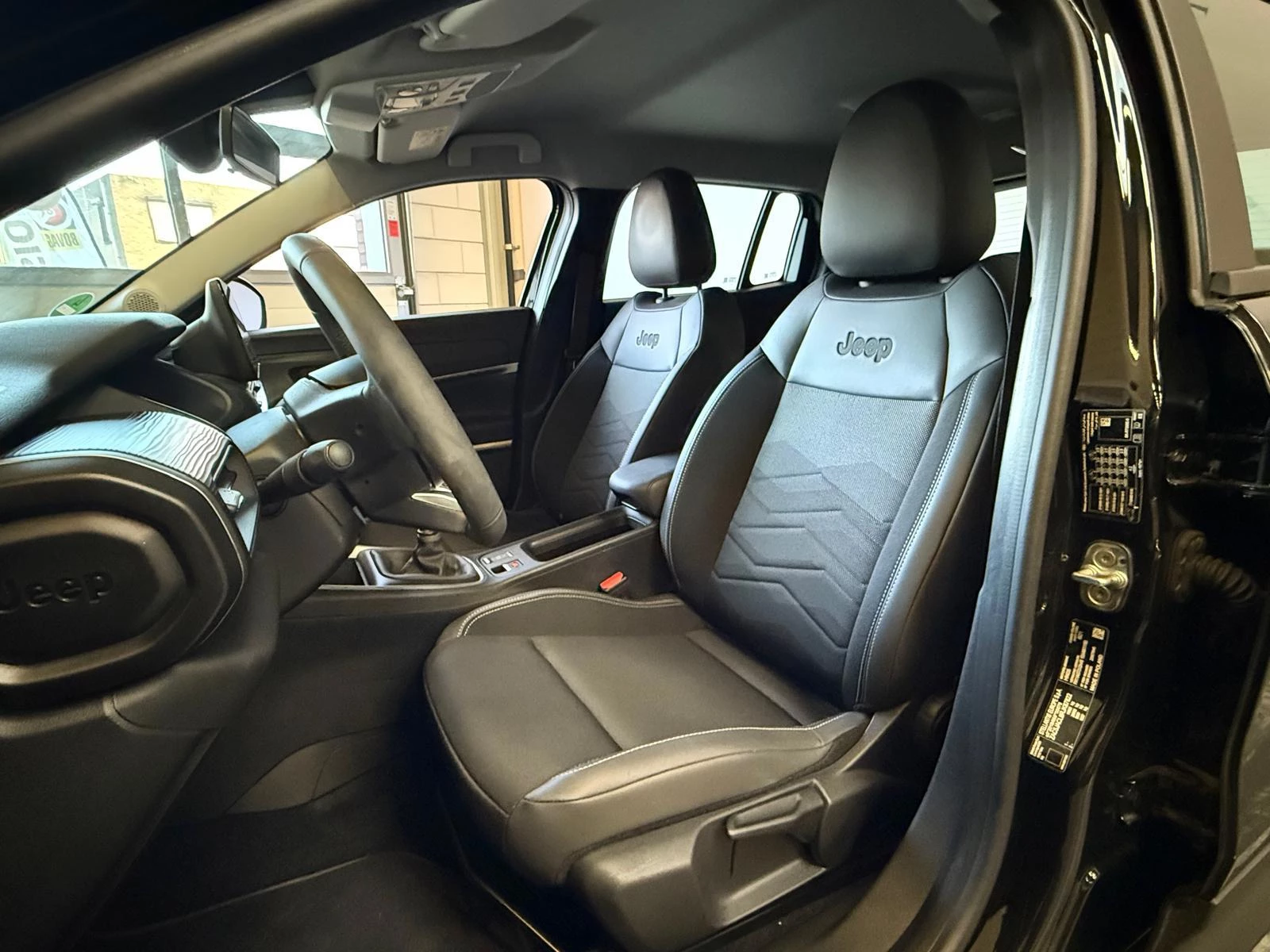 Hoofdafbeelding Jeep Avenger