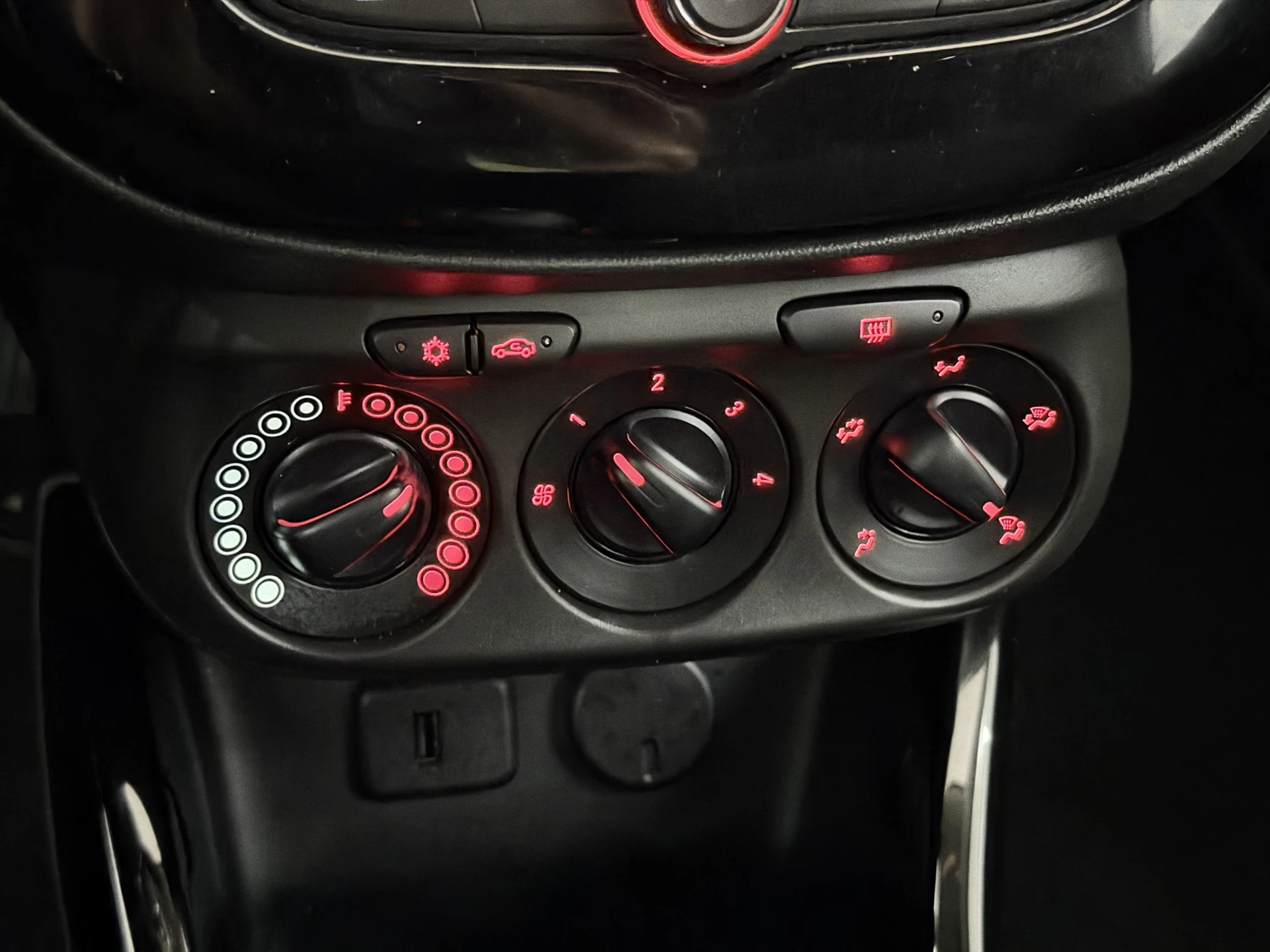 Hoofdafbeelding Opel ADAM