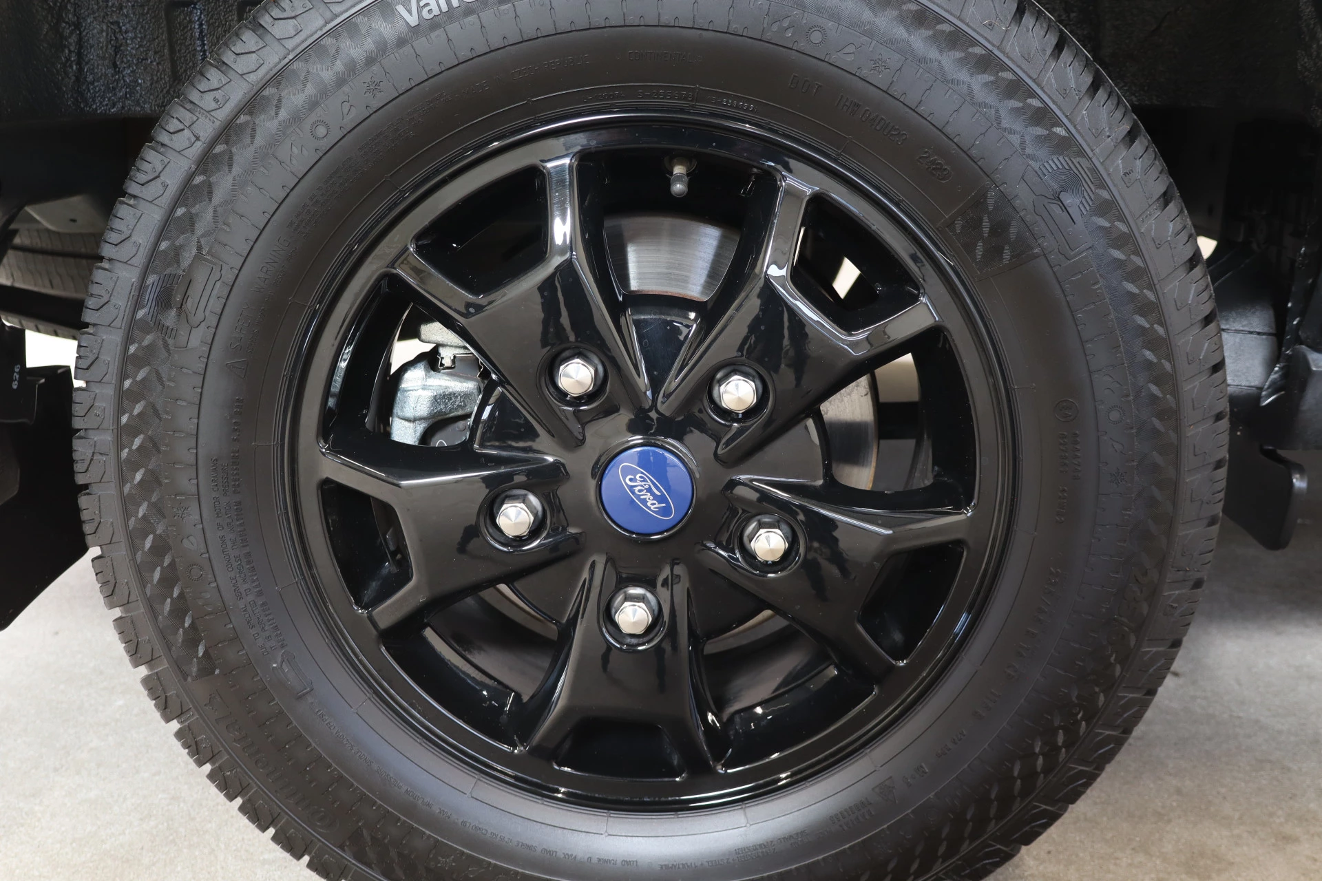 Hoofdafbeelding Weinsberg R46