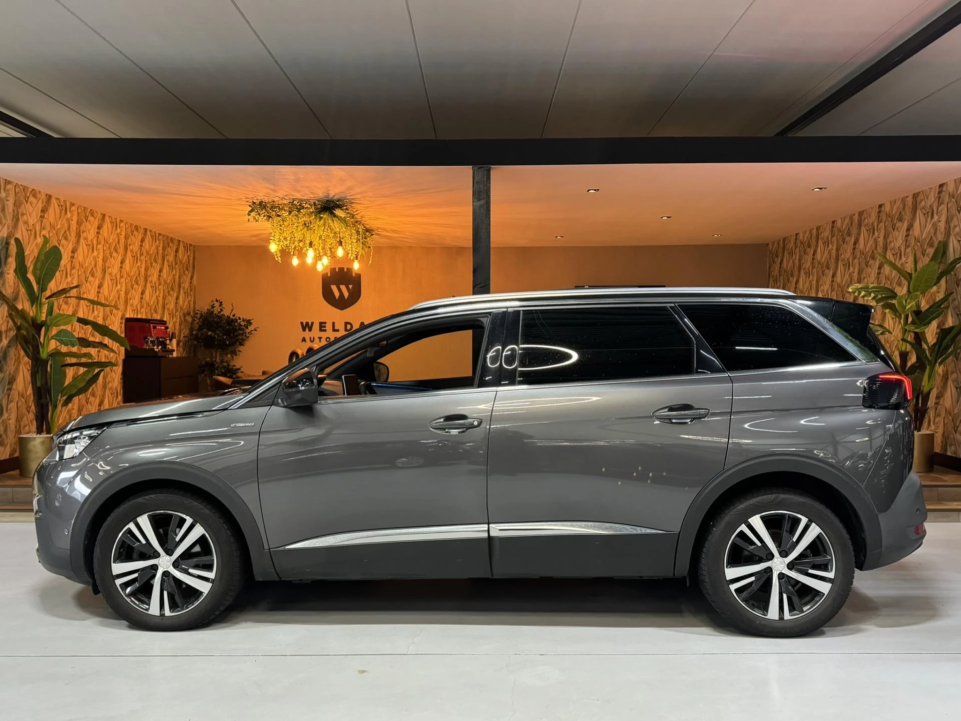 Hoofdafbeelding Peugeot 5008